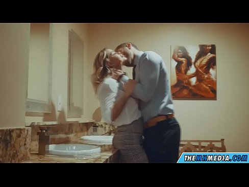 ❤️ Keď vás prsnatá blondínka zvádza na verejných toaletách ️ Porno vk na sk.watchhentai.ru ️❤